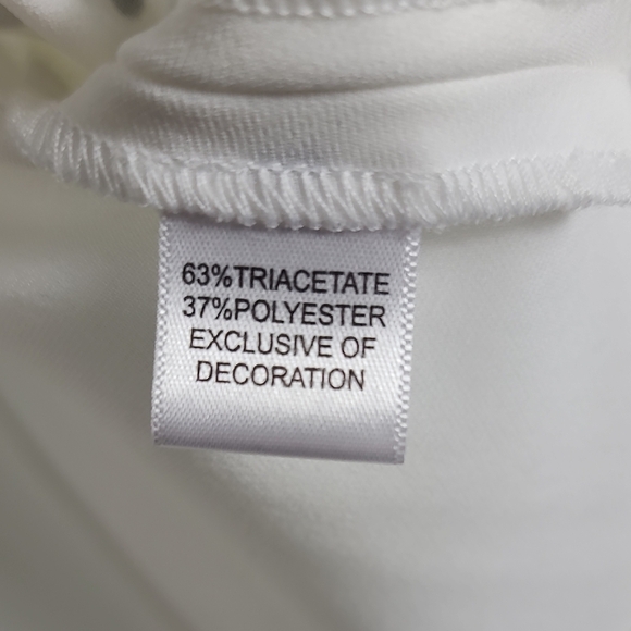 ST.JOHN Evening Ivory With Silver and Cream  Elegant Sleeveless Top Size 8 - Picture 3 of 16